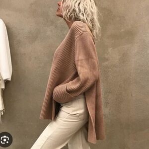 HOPE STOCKHOLM moon ribbed sweater